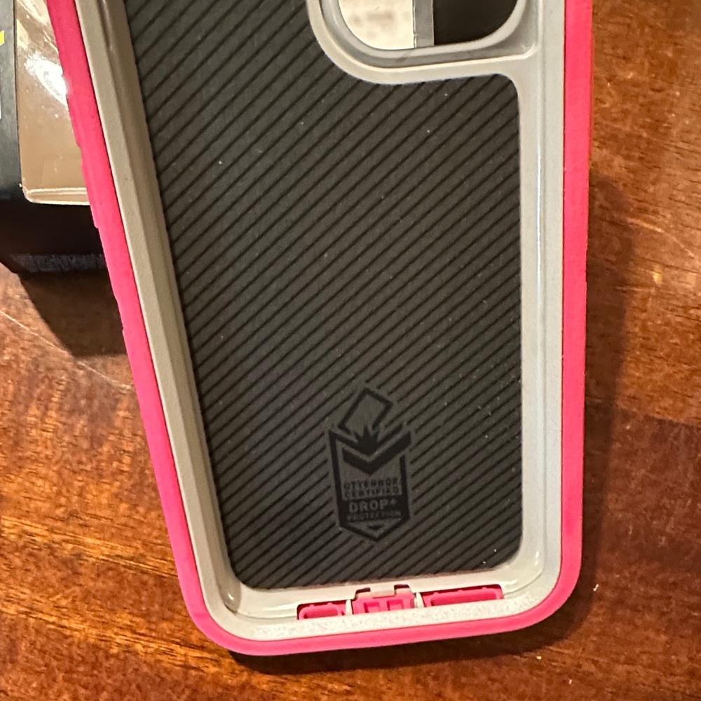 OtterBox Defender Series Pink Case for iPhone 11 Pro - Picture 8 of 12